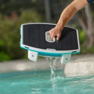 Dolphin Skimmi™ Automated solar-powered robotic pool skimmer